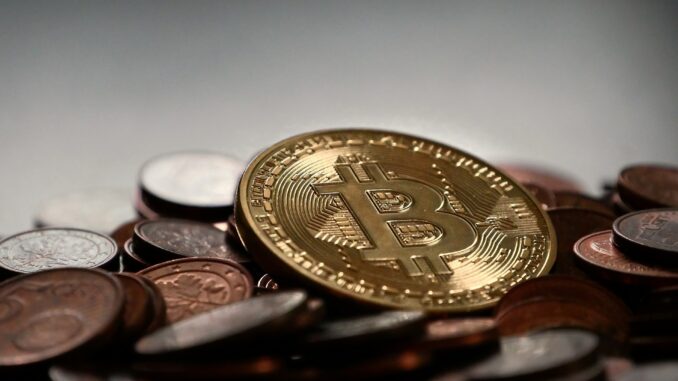bitcoin-2007912_1920 bitcoin
